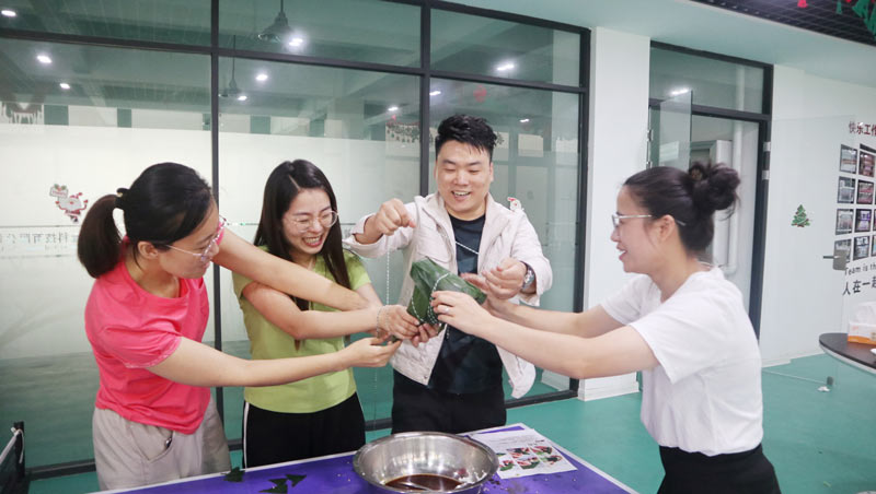 品粽香滋味，繪多彩生活 | 寶開舉辦“包粽子 · 繪彩蛋 · 迎端午”主題活動